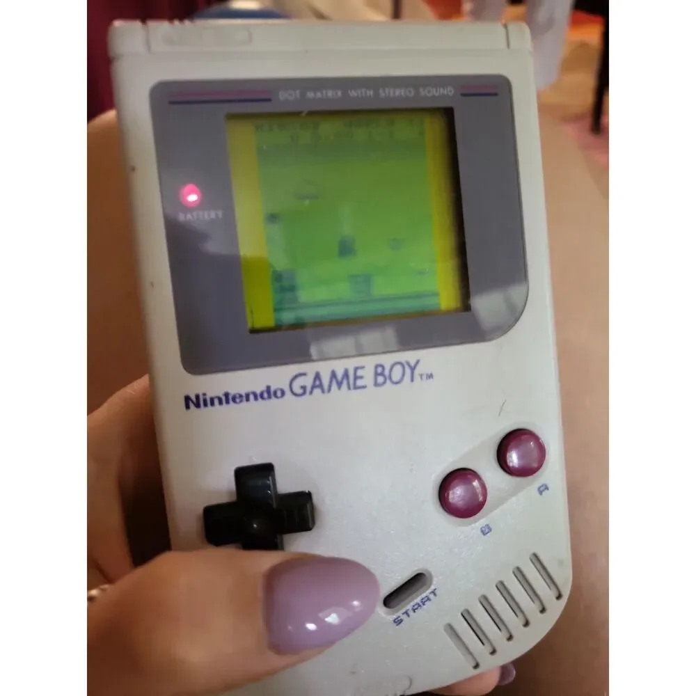VERY FIRST Nintendo Game Boy Launch Edition Handheld System - Gray Works Tested